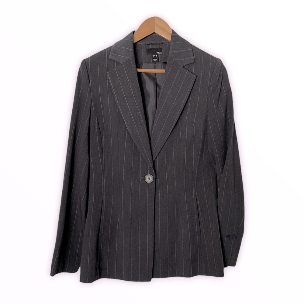 H&M Grey Striped Lined Blazer Size 8.